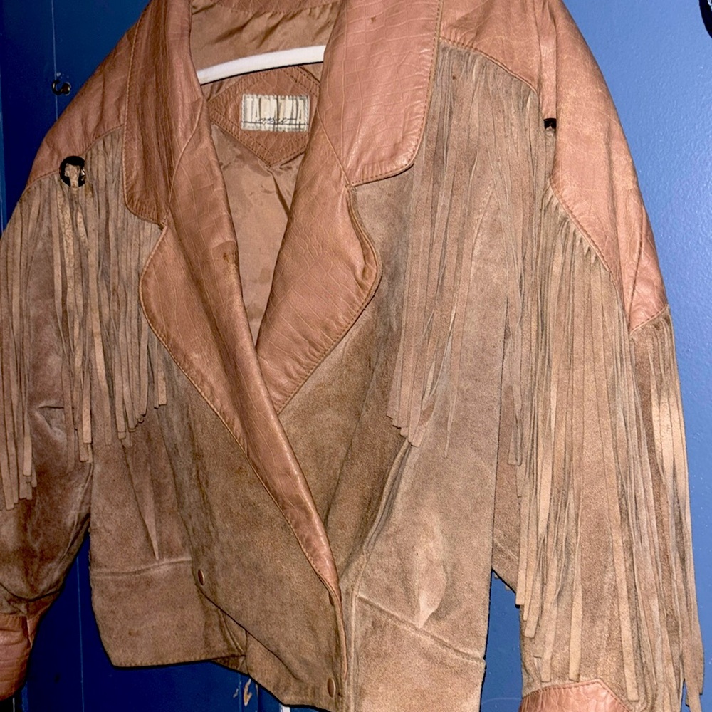 Vintage 1990’s Women’s Leather Fringe Jacket